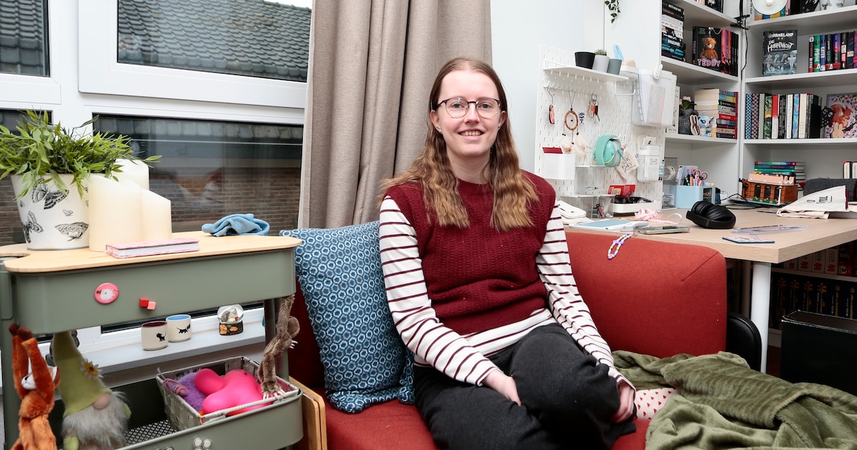 Anneke (27) droomt van een eigen plek, maar dat kan niet zonder hulphond: ‘Ik kan het mentaal en fys