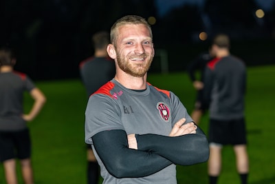 Van een zware cocaïneverslaving naar succes op het voetbalveld: het wonderlijke verhaal van Erik (31