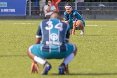 Drie degradanten, vier keer penalty’s en een gebroken rib: lees hier al het voetbalnieuws uit jouw g