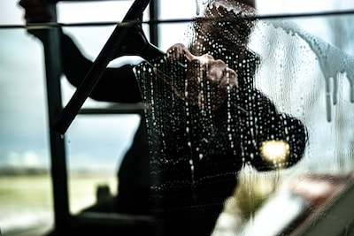 Hoe glazenwassers vechten om straten: van hakbijlen tot dreigen vingertoppen af te snijden