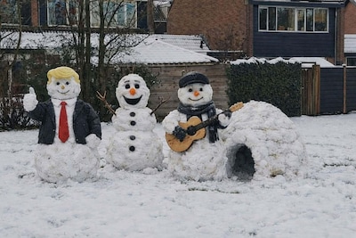 Trump-, Olaf- en Springsteen-sneeuwpoppen duiken op in Nieuwegein, maar zijn ze wel echt?