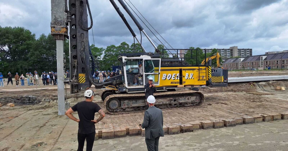 Bouw van 150 huizen in project Zwanenpark van start in Vlaardingen