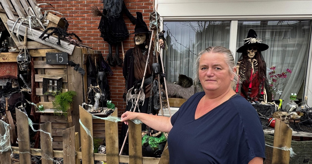 Inge tovert haar tuin om tot heksenhuis: 'Mensen stoppen voor foto's, dat is toch geweldig?'