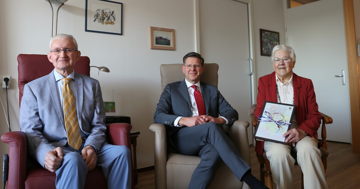 Echtpaar in Haulerwijk viert 65-jarig huwelijk