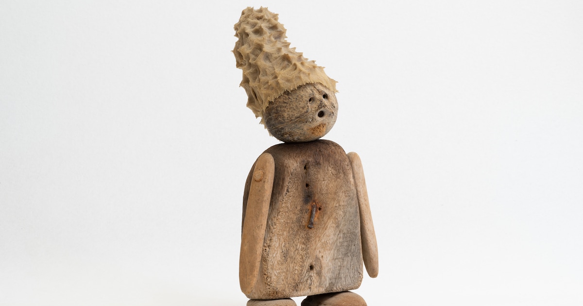 Dat drijfhoutkunst wel degelijk kunst kan zijn, laat Ariena Ruwaard in Kruitmagazijnen Gorinchem zie