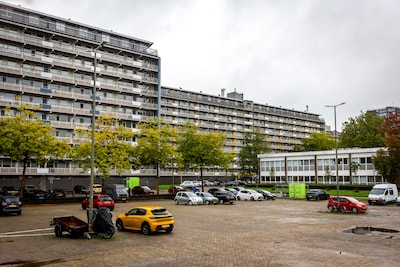 Komt het ooit nog goed met de woningbouw op het Bachplein? ‘Het moet een keer lukken’