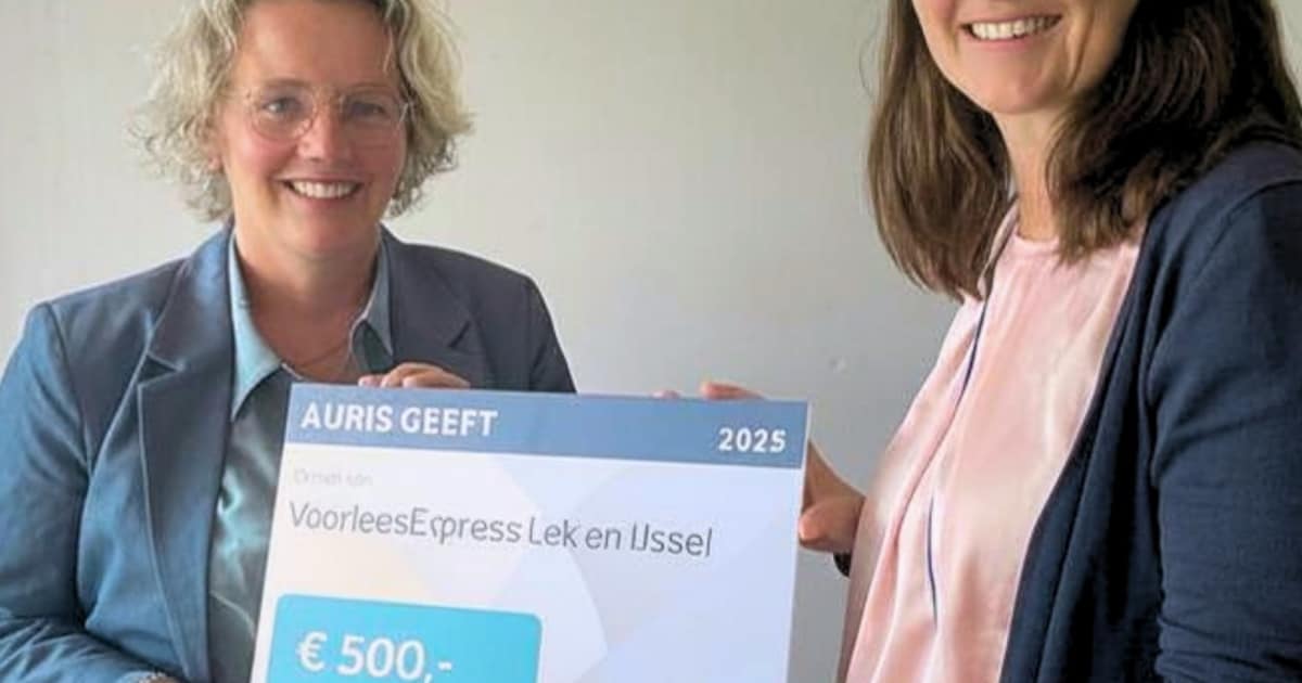 VoorleesExpress IJsselstein ontvangt donatie van 500 euro van Auris Geeft