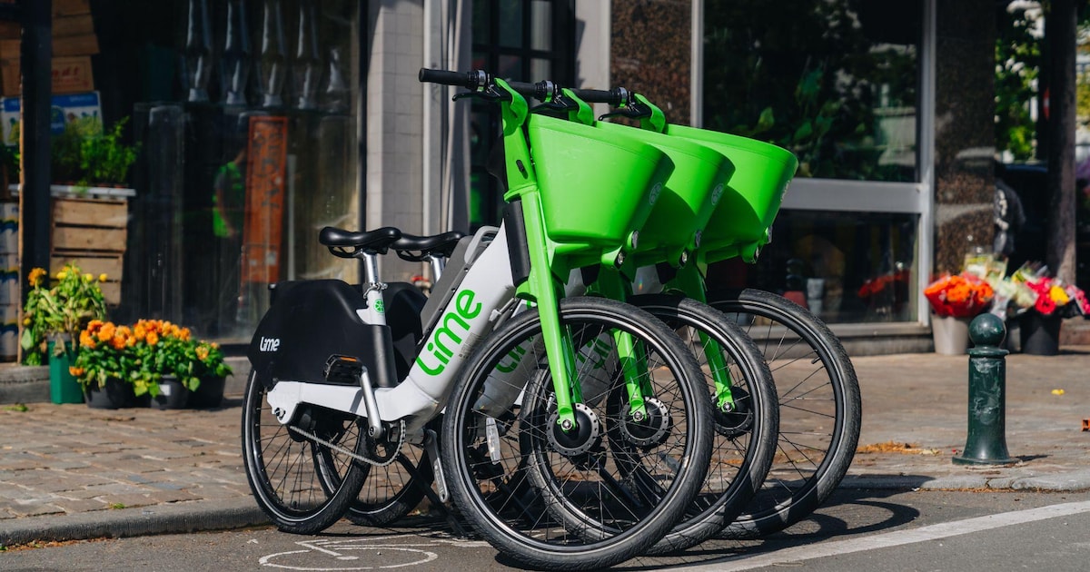 Nieuwegein plaatst 40 nieuwe deelfietsen op OV-haltes en winkelcentra