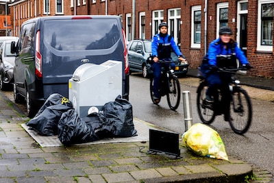 Afval dumpen gaat Dordtenaren 350 euro kosten: ‘We hopen dat mensen dan twee keer nadenken’