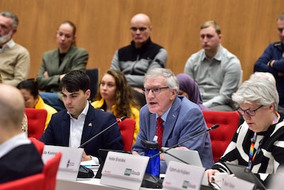 Wethouder mag van raad door met parkeerbeleid Korte Akkeren, ondanks felle kritiek van oppositie