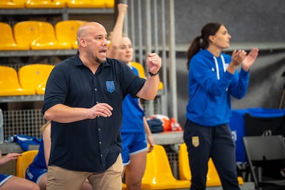 GET United en nieuwe coach moeten nog aan elkaar wennen