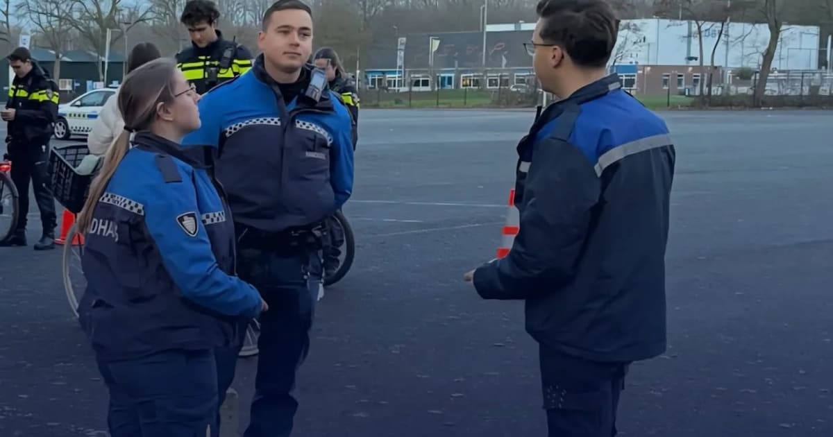 21 bekeuringen uitgedeeld bij controle op fietsverlichting in Pijnacker-Nootdorp