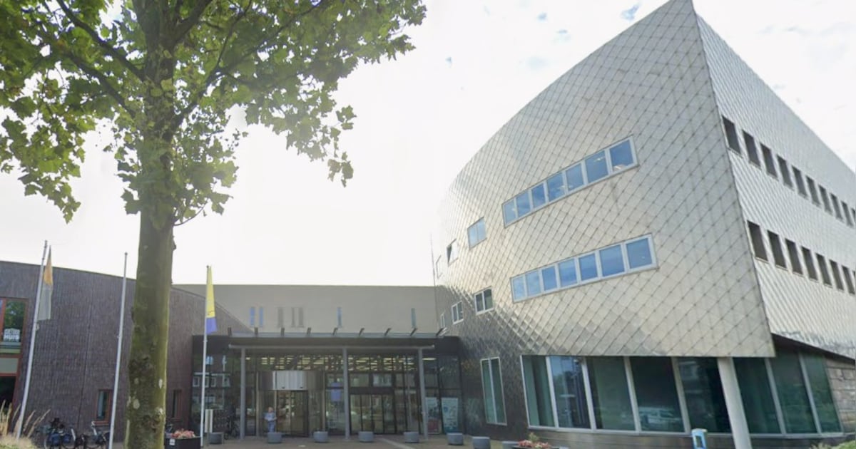 Gemeentehuis Heemskerk sluit eerder vanwege azc-demonstratie