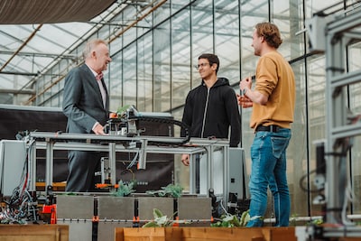 Geef mbo-stagiaires wat ze verdienen