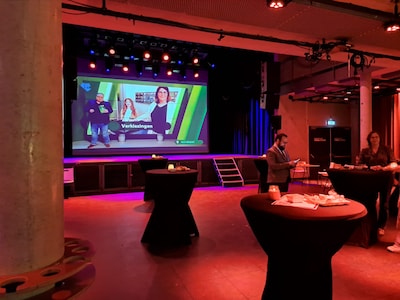 Verkiezingsavond in Gebouw-T: in Bergen op Zoom zijn voor het eerst 35 zetels te verdelen