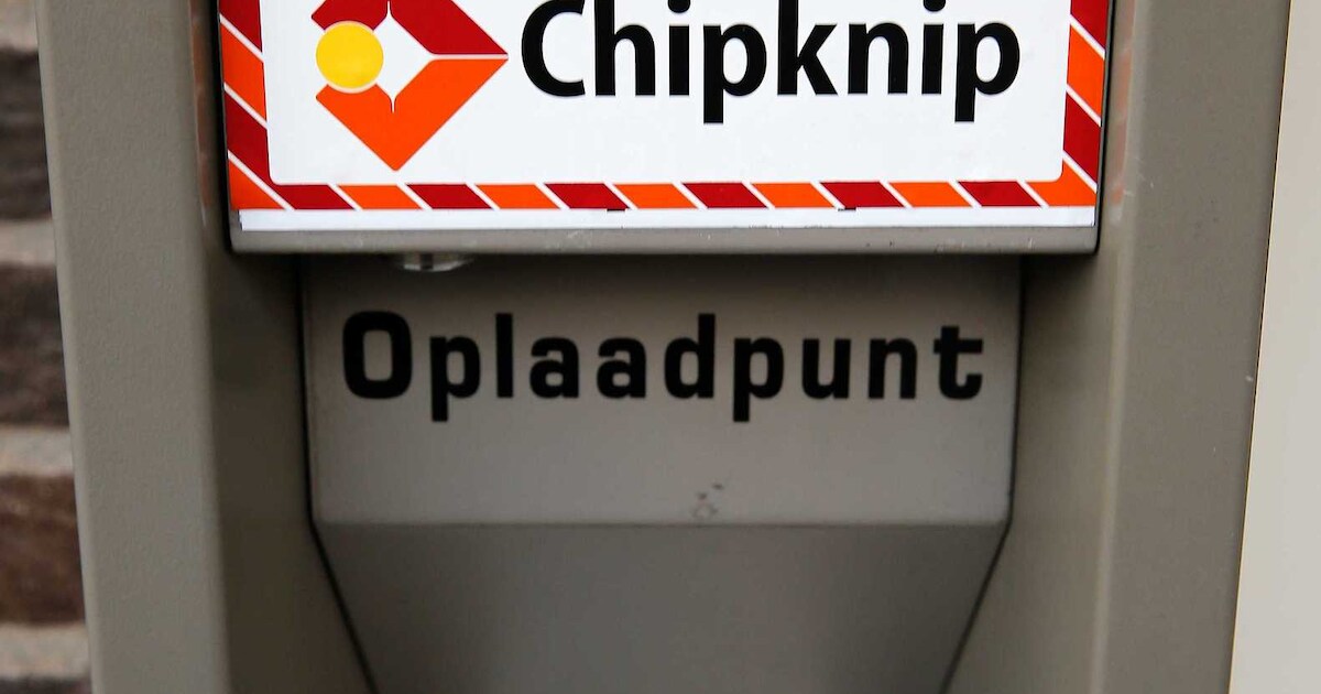 Alleen ouderen rouwen om einde chipknip | Economie | AD.nl