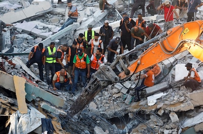Tien doden en zestig vermisten na instorting gebouw in Gaza-Stad