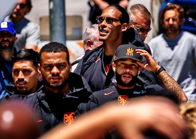 Oranje moet direct wennen aan hitte bij aankomst Kansas City