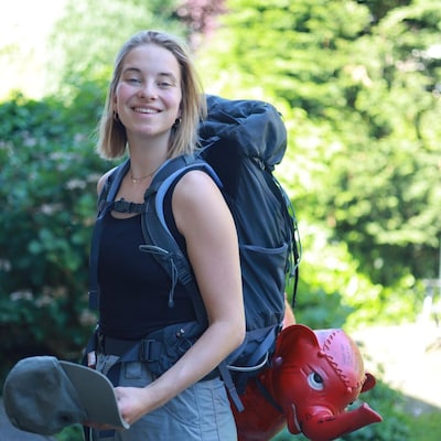 Roos (24) loopt zonder plan door alle gemeenten en slaapt bij onbekenden: ‘Met één gekke vraag ontmo