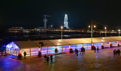 Datetip: hier schaats je met uitzicht op de zee