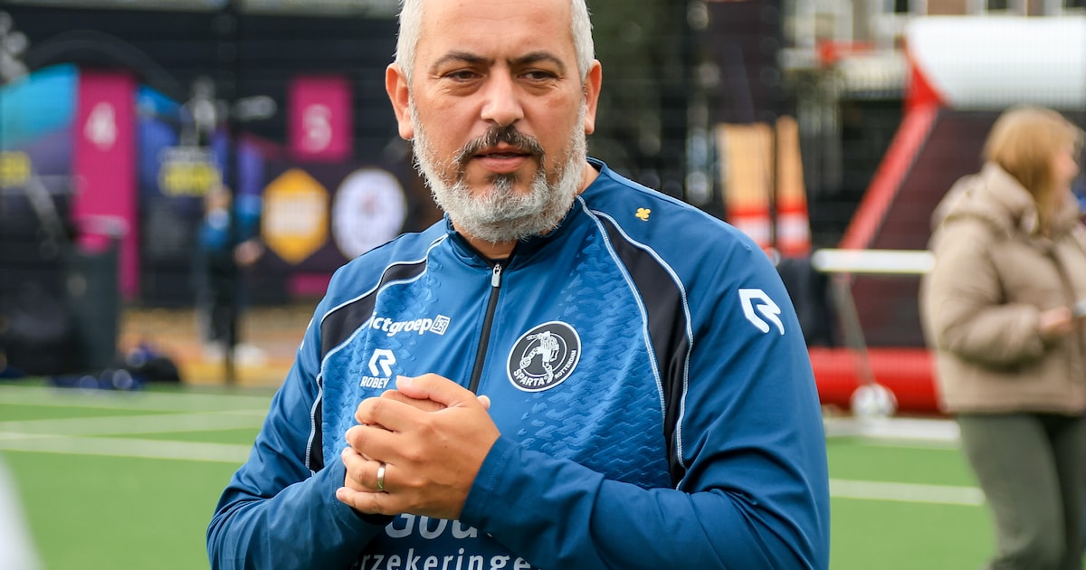 Scharleman combineert werk bij Sparta Rotterdam met trainersrol bij Gouderak: ‘We pakken nu punten’