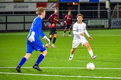 OJC Rosmalen ziet twee spelers alsnog vertrekken, maar haalt er ook twee binnen: ‘Neusje voor de goa