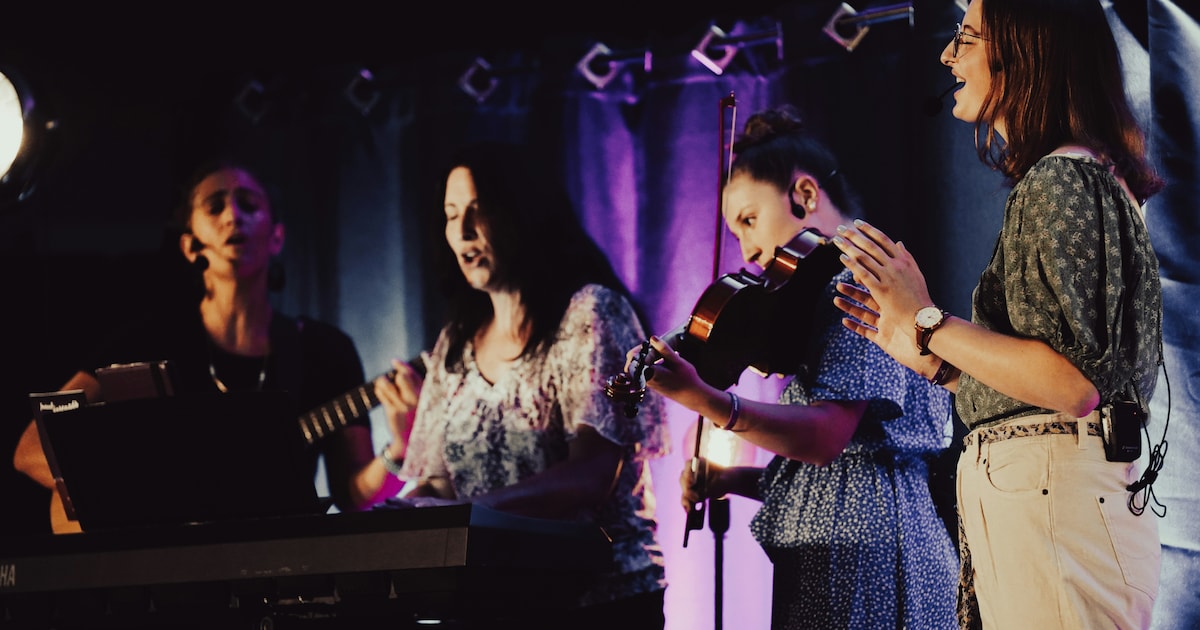 Vrouwenzang in Brugkerk in Koudekerk aan den Rijn