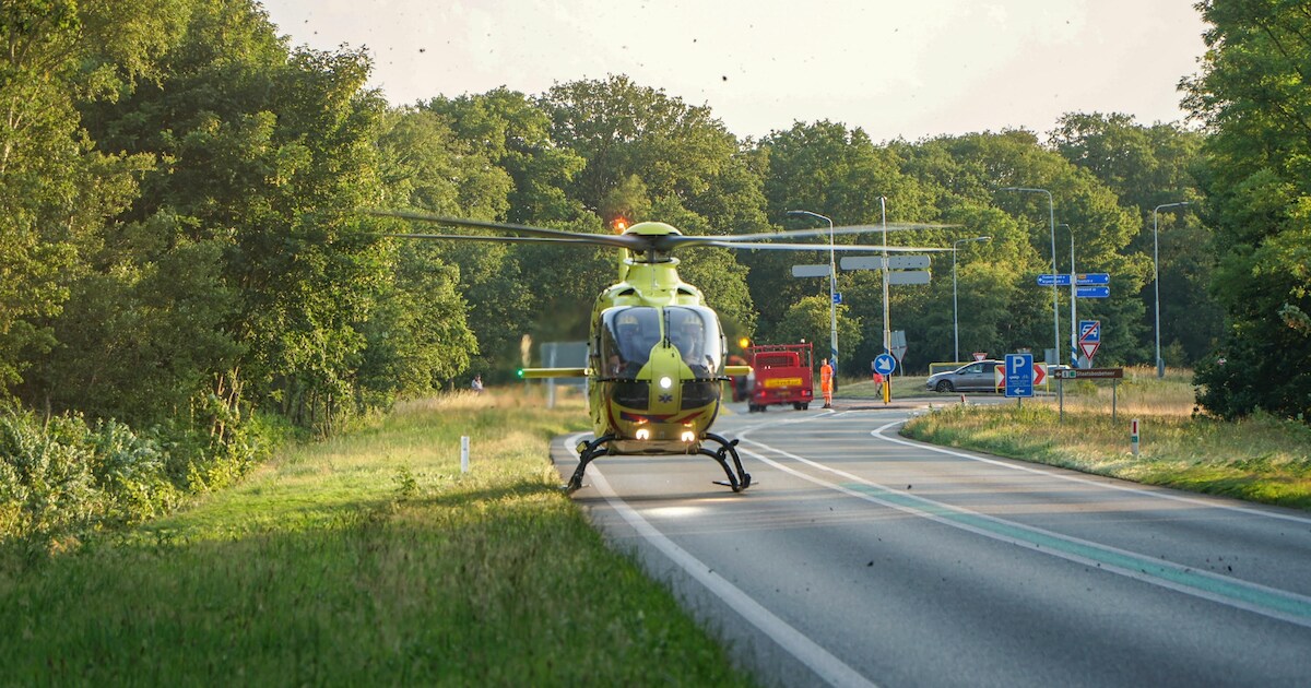 Drie gewonden, onder wie één zwaargewonde, na ernstig ongeluk op N359 bij Harich