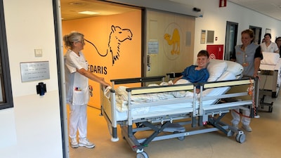 Joep (17) hoorde vlak voor zijn examenjaar dat hij een hersentumor had: ‘Mijn doel was gewoon doorga