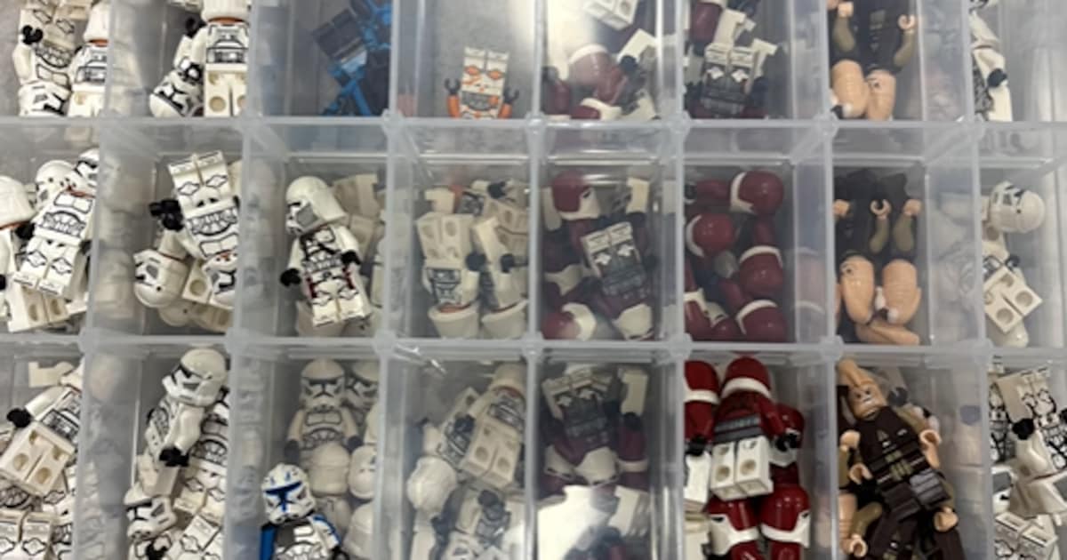 Dief haalt Lego uit dozen en stopt er pasta in: 29.000 euro aan blokjes ...