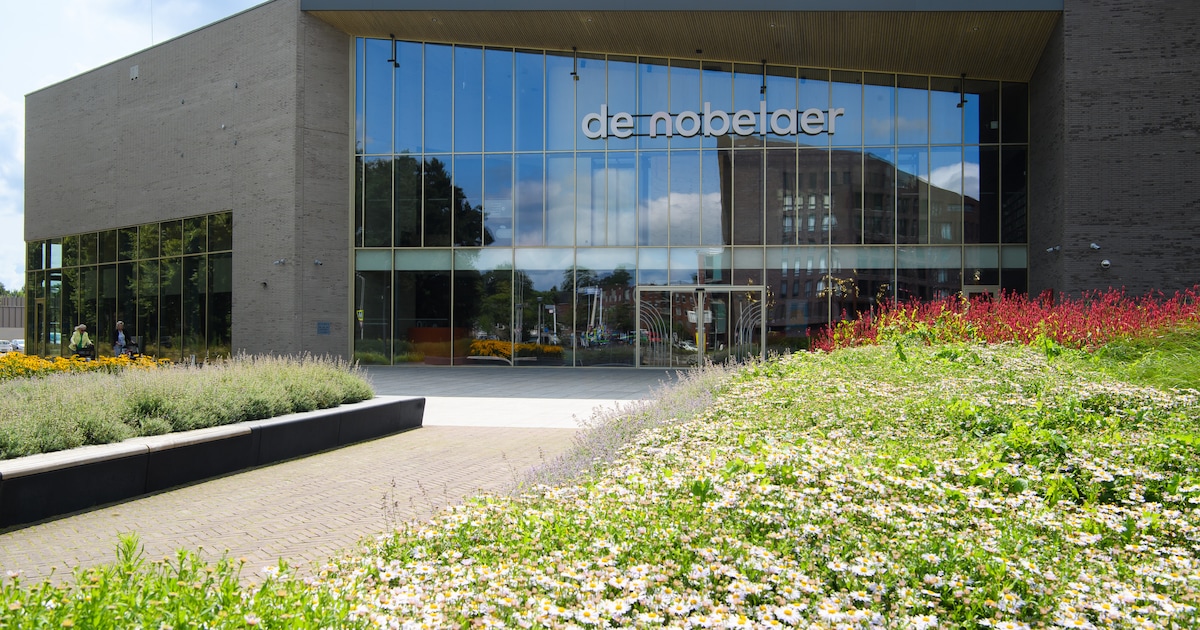 Luc Hoogenstein vertelt over verrassende stadsnatuur in De Nobelaer in Etten-Leur