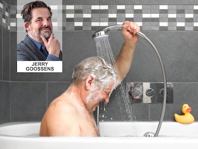 Jerry weet nu dat hij onbekommerd kan bijbadderen zonder de rioolheffing te hoeven vrezen