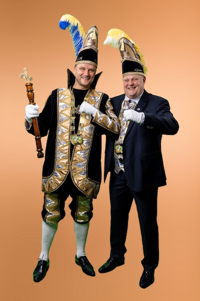 Van klootschietbaan naar adjudant: Maarten en Frank nieuwe hoogheden van de Tuffelkeerlkes