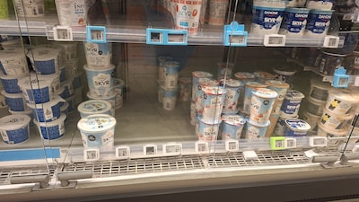 De skyr is niet aan te slepen: vrijwel lege schappen in Arnhem en Nijmegen