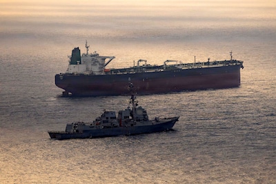 VS vallen doelen in Iran aan ‘uit zelfverdediging’, diverse explosies gehoord