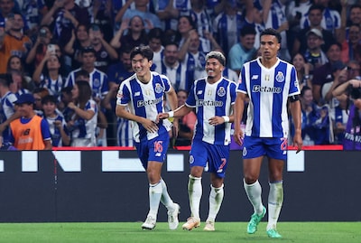 Francesco Farioli met FC Porto te sterk voor Benfica, fraaie goal van Hwang In-Beom