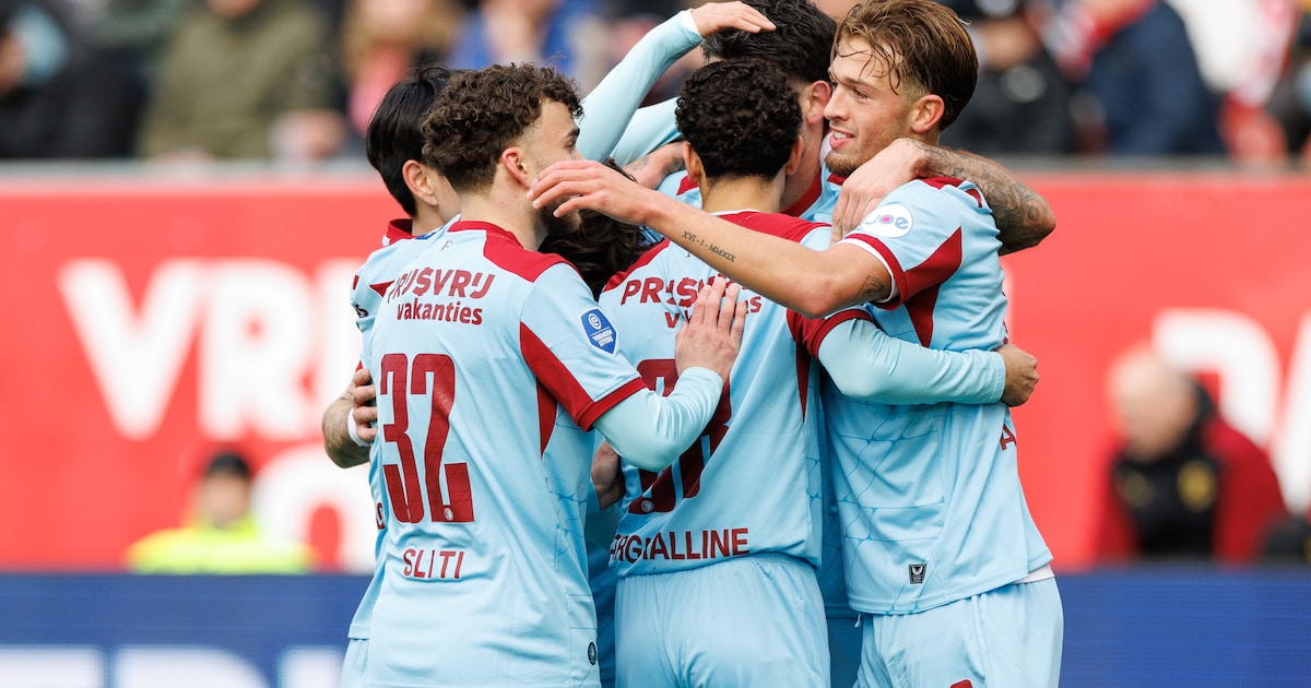Programma en stand eredivisie | Feyenoord doet met zege in Utrecht goede zaken in strijd om plek 2