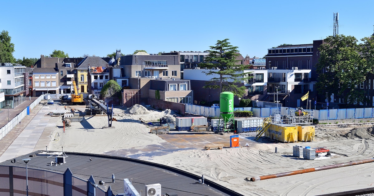 V&D-gebouw in Roosendaal nu echt verleden tijd, bouw 163 woningen kan beginnen: ‘Eind 2028 verwachte