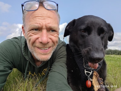 Klaas (50) woont al decennia in België, maar mist geen thuiswedstrijd van FC Twente