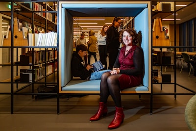Bibliotheek Deventer stopt met boetes voor te laat inleveren materialen