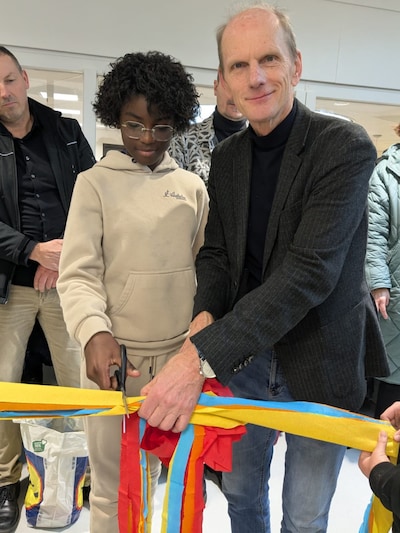 Nieuwe klaslokalen Basisschool De Kameleon Velp geopend