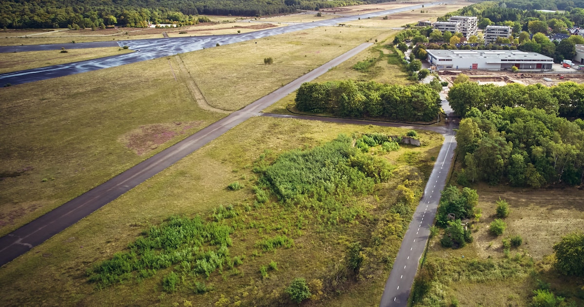 Festival over nieuw woongebied De Vliegbasis bij voormalige verkeerstoren