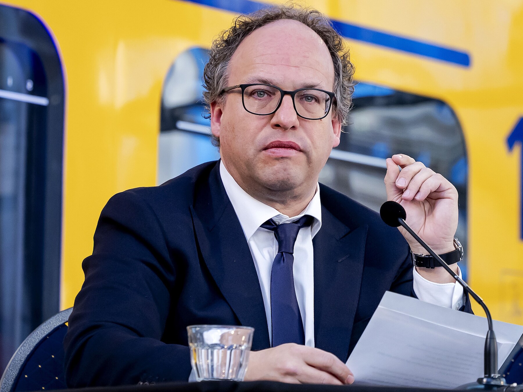 NS-personeel reageert sceptisch op aanwijzen Koolmees als verkenner: ‘Welk signaal geef je af?’