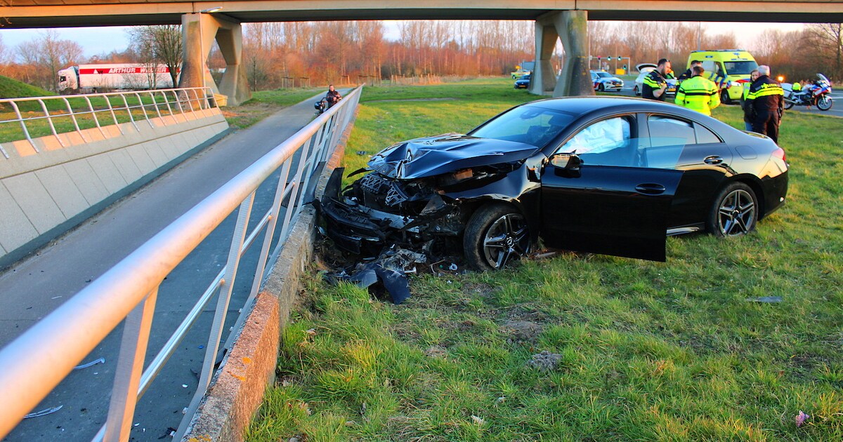 Ongeval met letsel op N205 in Cruquius