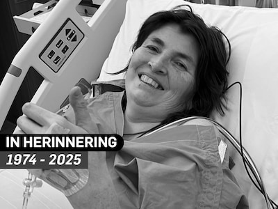 Saskia (51) steekt nog duimen op voor de operatie, uren later overlijdt ze