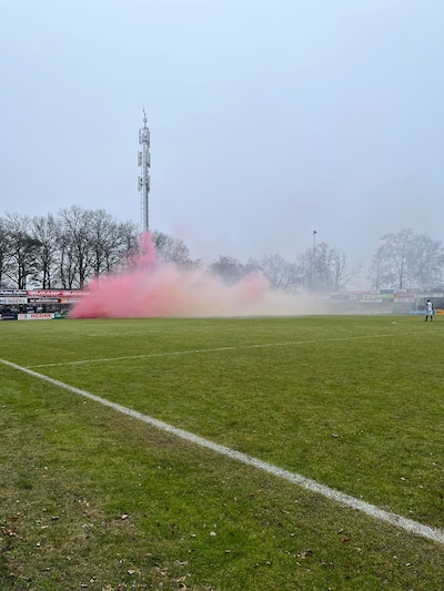 LIVE | Eerste doelpunten zijn een feit en er is al een duel gespeeld
