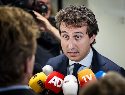 Half of EU lawmakers from PRO defy Klaver and want to remain with the Greens
