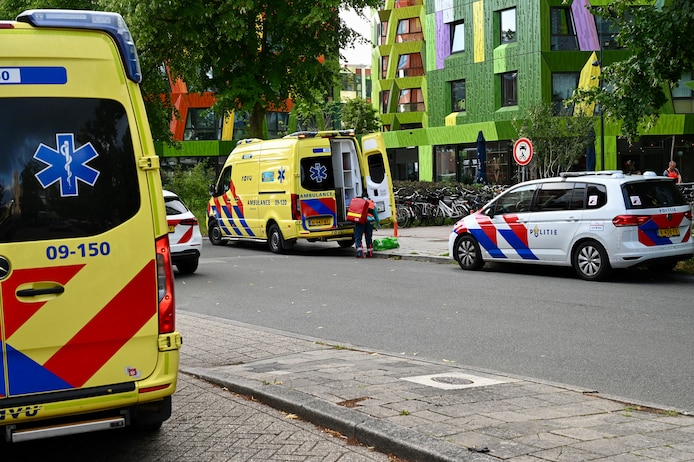 De politie doet onderzoek.