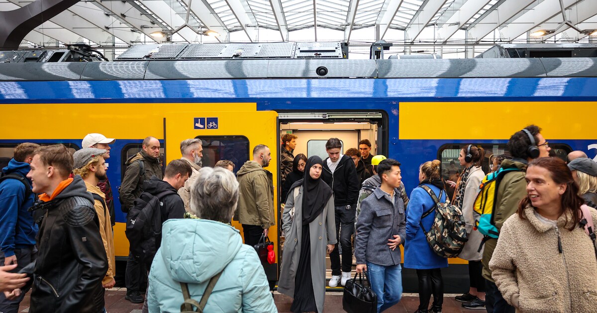 Toegenomen drukte Rotterdam Centraal zorgt voor onaardig gedrag ...