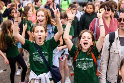 Gezonde avondvierdaagse in Dordrecht al ingeburgerd: komkommers (en een beetje snoep)